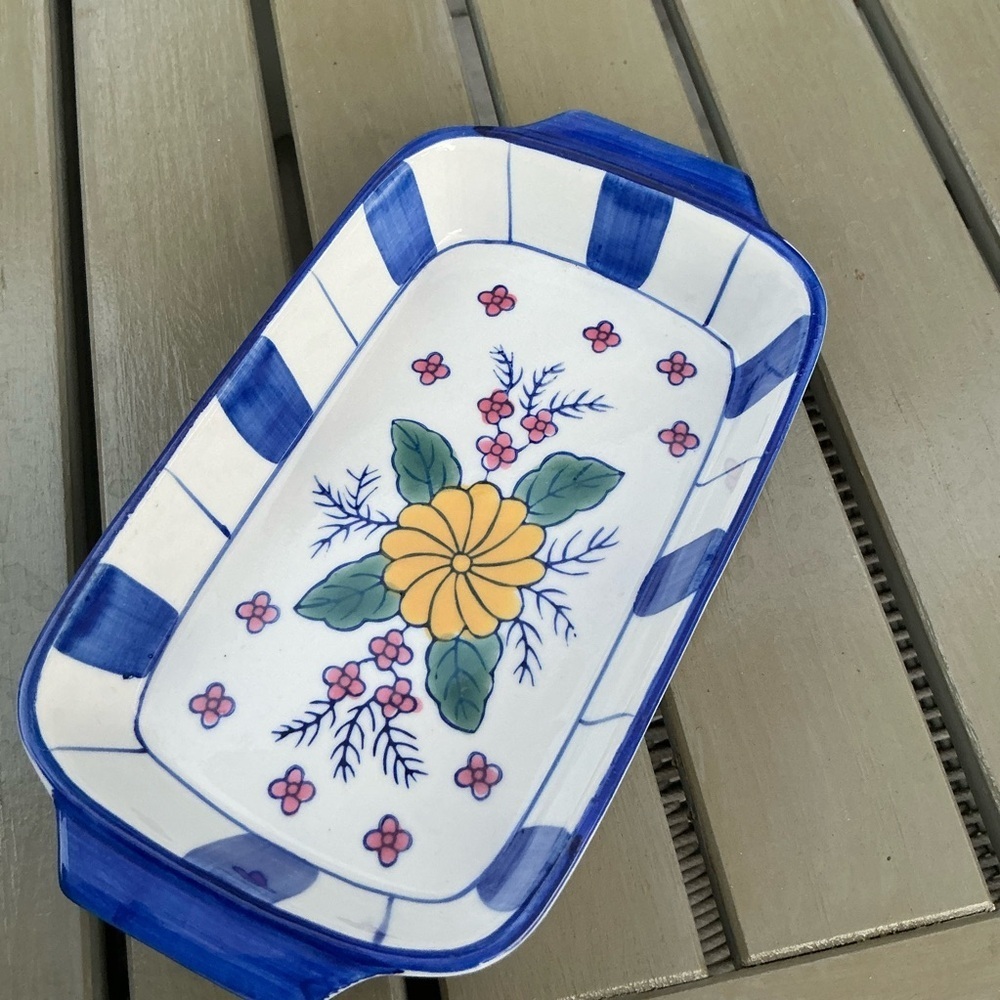 Blue Daisy Flowers Yellow And White Floral Ceramic Baking Dish